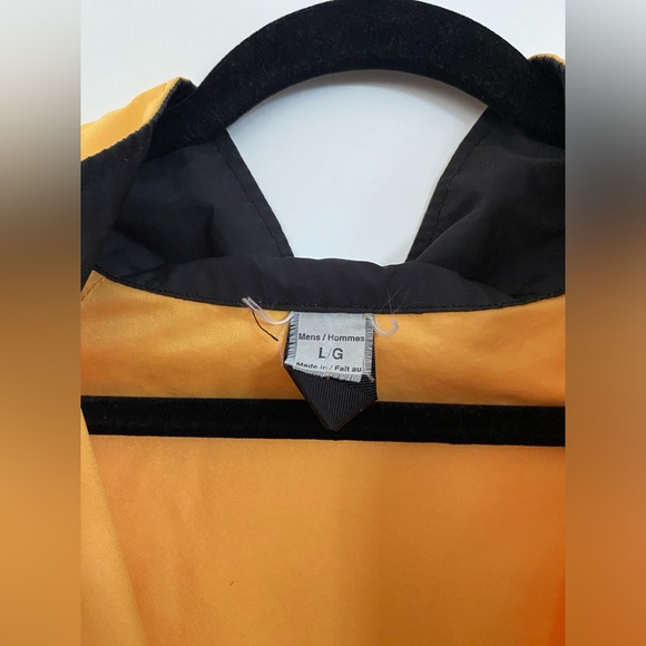 🧣Vintage Mountain Equipment Co op wind breaker - Picture 3 of 11